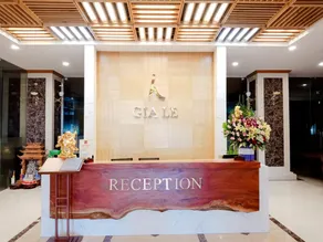 Gia Le Hotel - Image 3