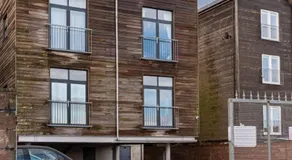 Barry Island Beachfront Apartment - Stunning Bay Views and Private Parking - Image 4