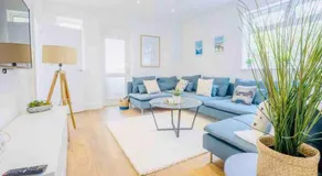 Light Lodge · Precioso chalet de lujo, capacidad para 12 personas y New Forest - Image 3