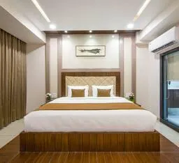Hotel Sleep Inn - Image 4