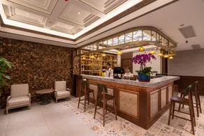 Nost algia S Hotel Shanghai Fudan University Wujiaochang Metro St ation - Image 3