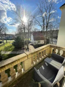 Apartment with balcony overlooking the saline - Image 5