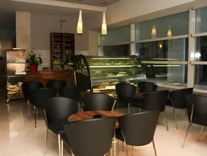 Hotel Grace - Image 5