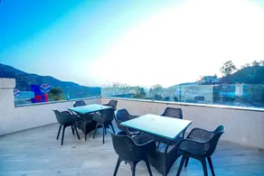 Hotel Vertigo Hills - Image 3