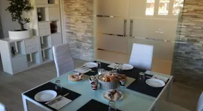 Bonsai Bed & Breakfast - Image 2
