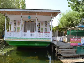 Houseboat Switzerland - Image 4