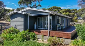 River Retreat - Image 4