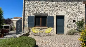 Domaine des Pierres D Auvergne - Image 5