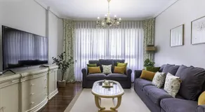 Elegant apartment in Getxo - Image 2