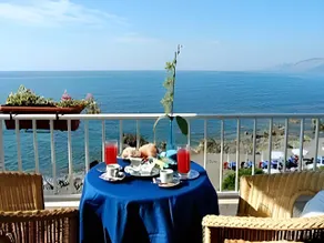 Beach Hotel Terracotta - Image 3