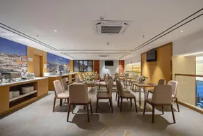 Yeste Hotel Beiliu Passenger Center Wanda Plaza - Image 3