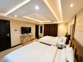Naran Rockwood's Resorts - Image 2