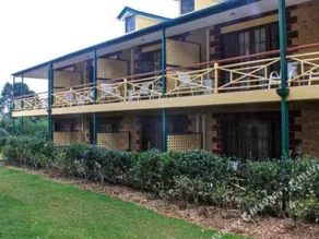 The Manor - Image 5
