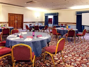 Mercure Chester North Woodhey House Hotel - Image 5