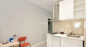 Journey Inn Madrid - Image 3