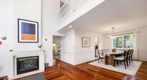 Spacious 4BR Kirkland Retreat Games - Image 3