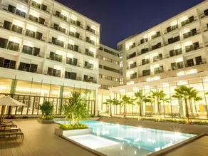 Paragon Grand Resort - Image 4