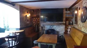 The Crown Inn, Kemerton - Image 5