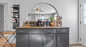 Boho Lounge - Pet Friendly Home Close to I-35 & KC - Image 5