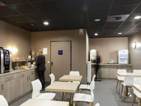Aparthotel Adagio Access Massy Palaiseau - Image 2