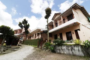 Villa Keluarga Bre Batunanggar - Image 2