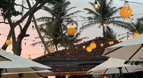 Sri Gemunu Beach Resort - Image 5