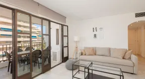Vacation apartment with private parking in Puerto Banús - Image 2