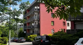 Cozy studio with Balcony & Parking - Image 4