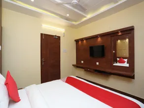 Hotel Ss By OYO Rooms - Image 1