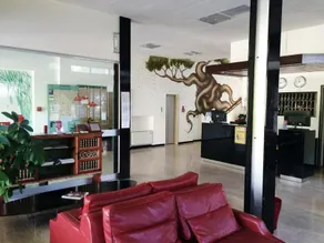 LH Hotel Arca Street Art - Image 2