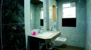 Hotel green hills - Image 5
