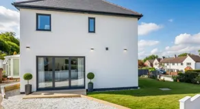 Dreghorn House 5 b-rooms 9 beds 3 toilets 2 showers,1 bath 2 receiption Secure free Parking 233 Wifi - Image 5