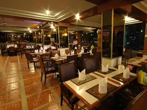 Lopburi Inn Hotel - Image 3