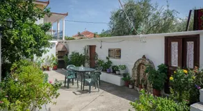 Irini and Petros House - Image 4