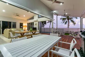Luxury ocean property “ La Flotte” in North Qld - Image 3