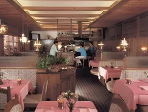 Hotel City - Image 4