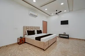Super Hotel O by OYO Sua Road Crossway Ludhiana Formerly White Solitaire 3 - Image 2