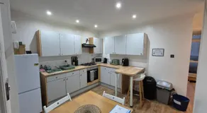 Mayfield , 2 bed slp 6 Roomy dog friendly Gosport town house - Image 3