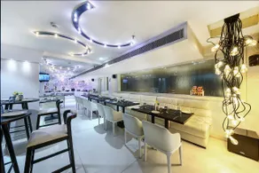 Hotel Narayani Enclave near Acropolis Mall Kasba - Image 2