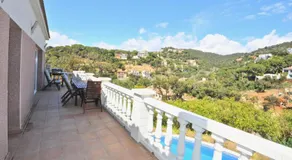 Villa mit Pool, 500m vom Strand entfernt, Klimaanlage, Heizung, Internet - Image 2