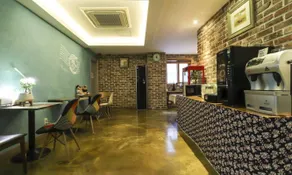 Hotel H2 - Image 2