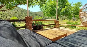 Esencia Lodge - luxurious off-grid cabin retreat - Image 2