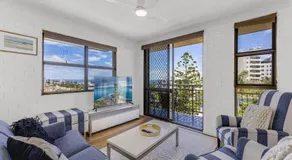 Tarrohan Lodge Unit 7 Kings Beach QLD - Image 2