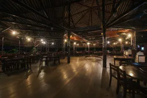 Dragon Inn Floating Resort - Image 3