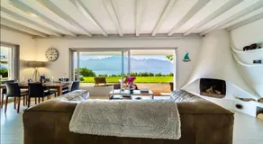 Sunset House with gorgeous view of the lake - Image 2