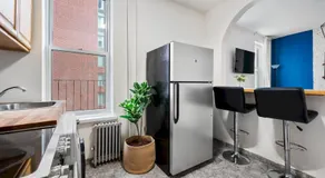 Spacious 2BR on the Upper East Side Steps from Central Park - Image 4