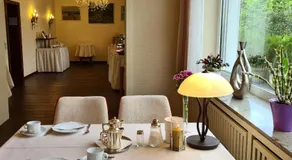 Hotel Hessischer Hof - Image 3
