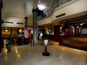 Hotel Palm - Image 3
