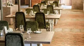 Hunor Hotel és Étterem - Image 3