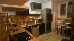 Bel appartement spacieux ,convivial de 3 chambres avec parking privé sécure - Image 4
